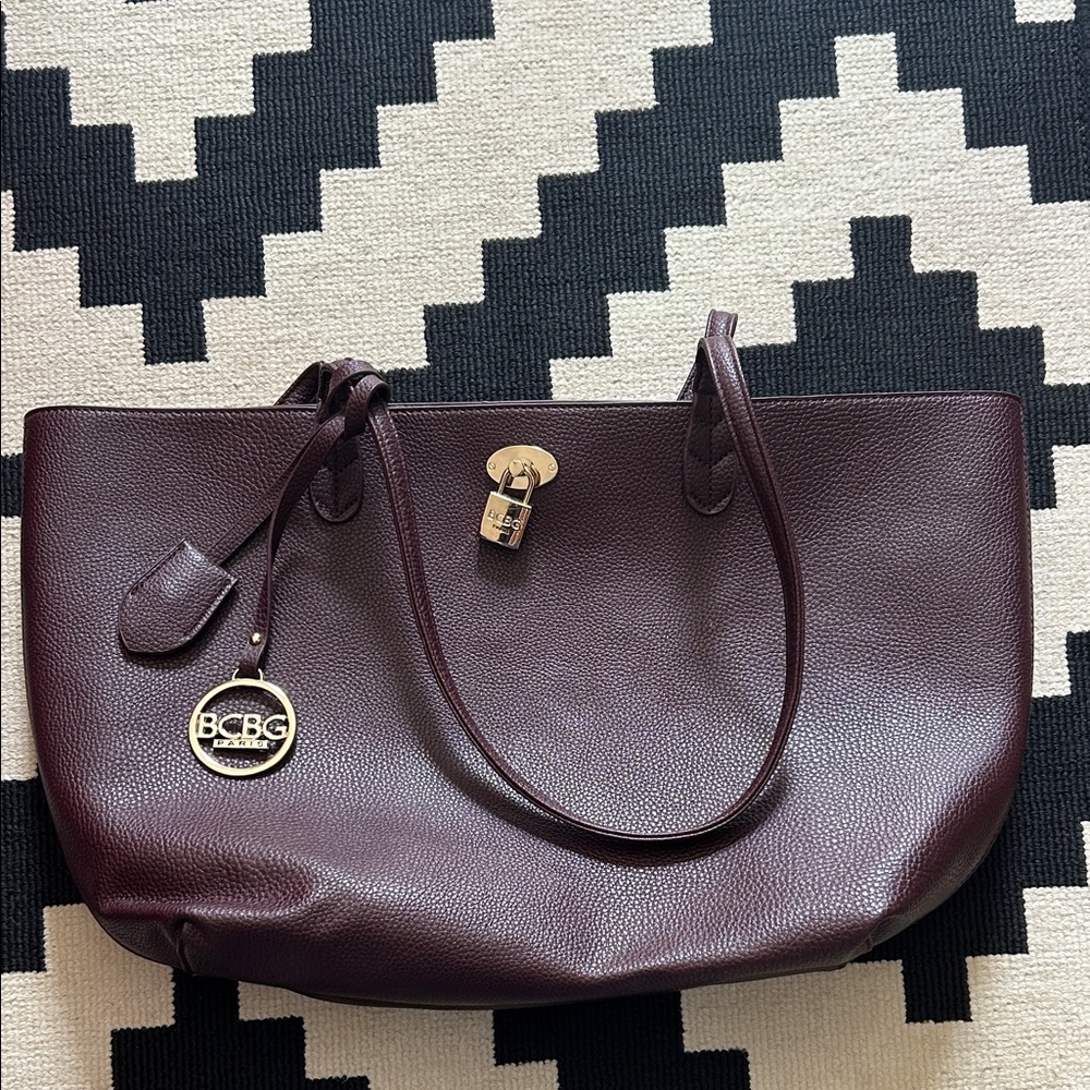 Bcbg tote bag in good condition